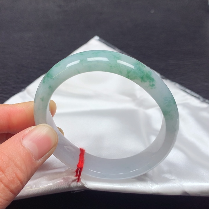 翡翠手镯（贵妃镯）未镶嵌54➕