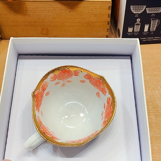 万千严选瓷器杂货如图所示只**见