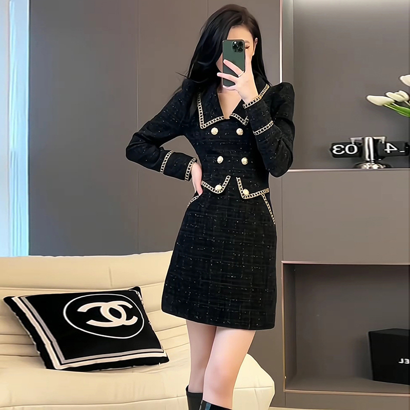 法式高级感独特超好看气质高端精致黑色小香风连衣裙子女