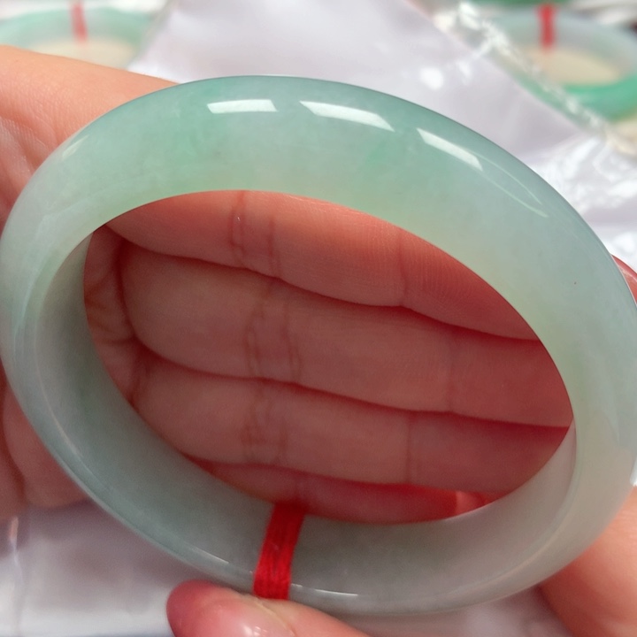 翡翠手镯未镶嵌冰绿28