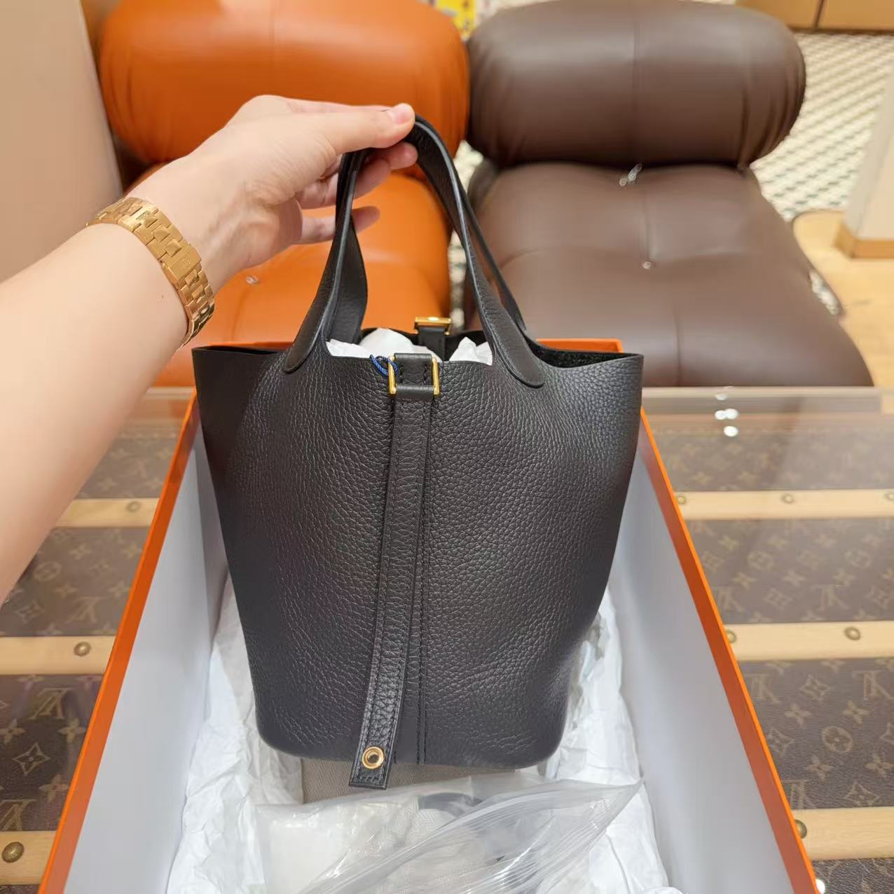 未使用 Hermes/爱马仕 菜篮子水桶18 黑金 Tc皮 k刻