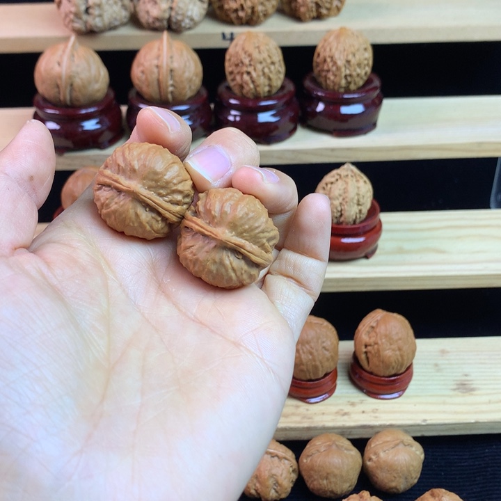 吊坠文玩核桃恶魔之眼