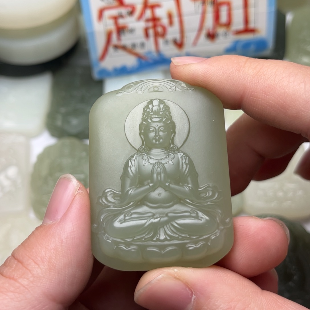 和田玉未镶嵌颈饰