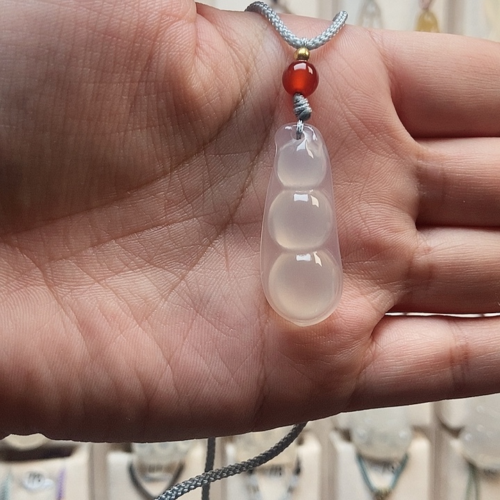 未镶嵌颈饰玛瑙/玉髓