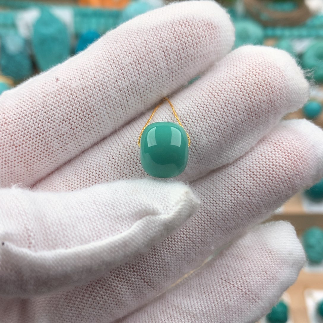 绿松石配饰未镶嵌老型卡11*9.3