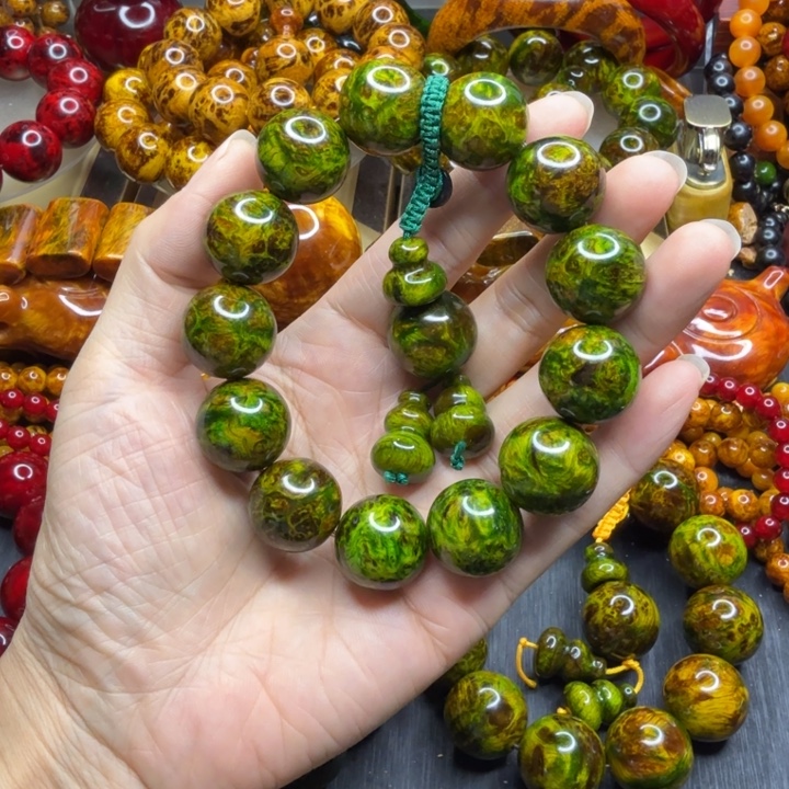 松木琥珀木文玩手串