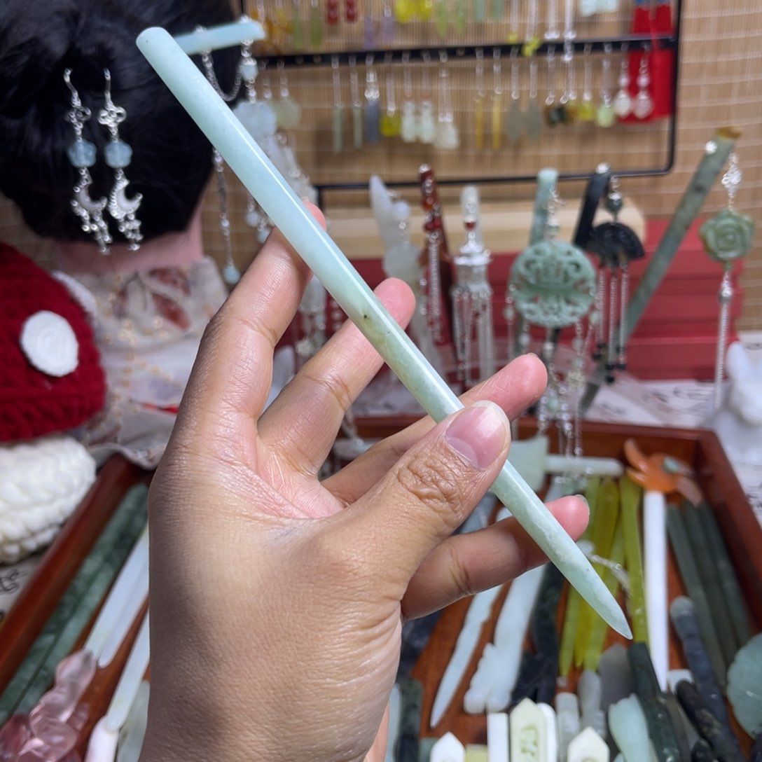 蛇纹石玉发饰未镶嵌