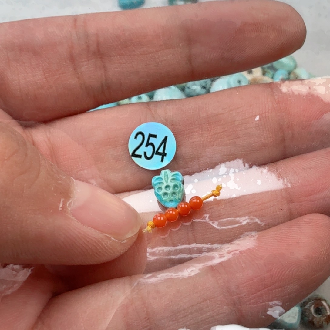 南红玛瑙未镶嵌珠宝奇石
