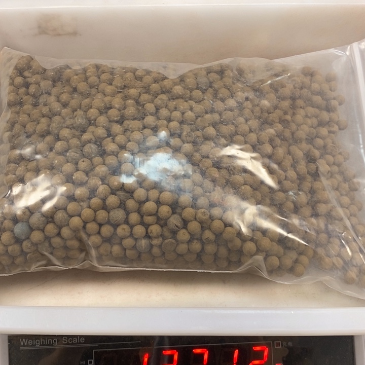 泥塑碧云散香0.8无打孔车载枕头1200克