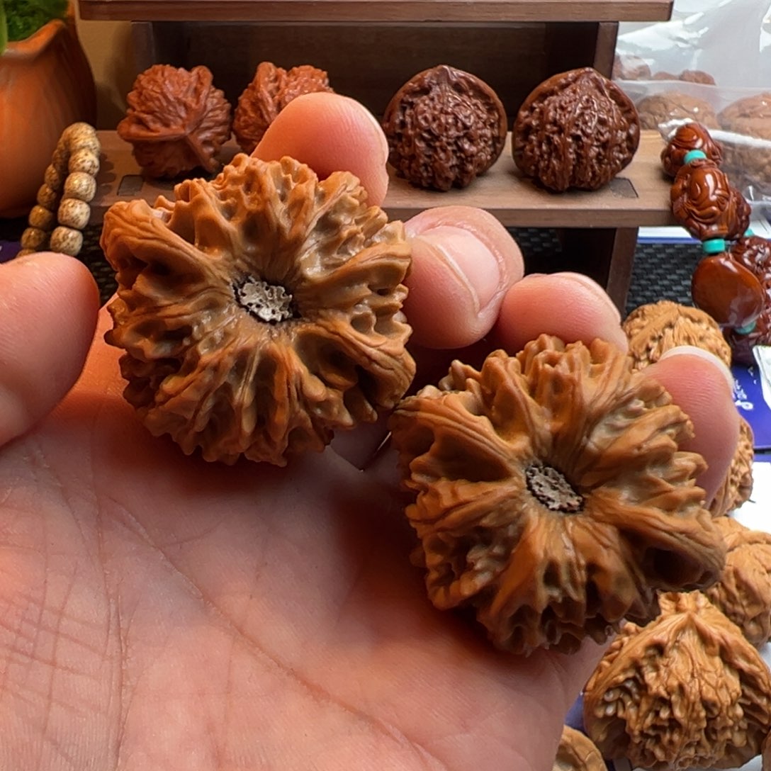 文玩核桃把件Y***´龙门涧