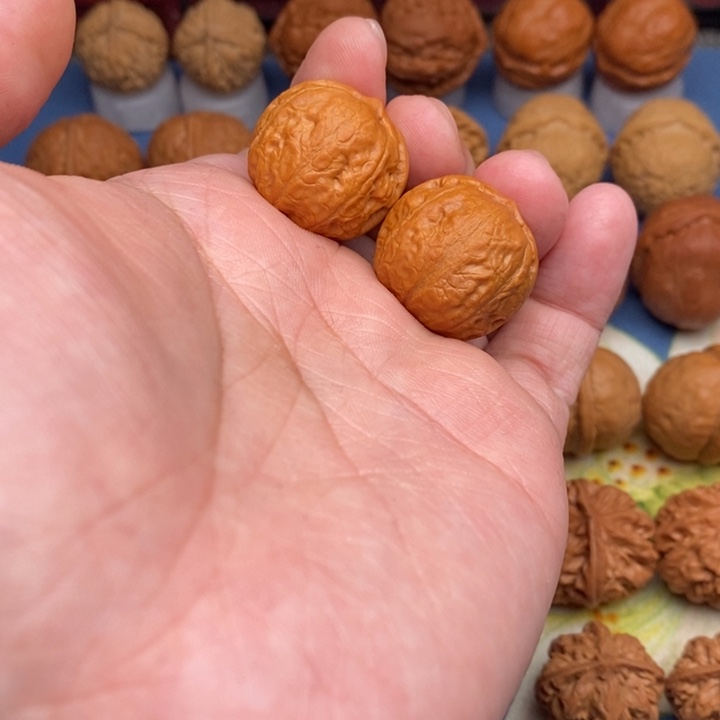 文玩核桃把件小磨盘