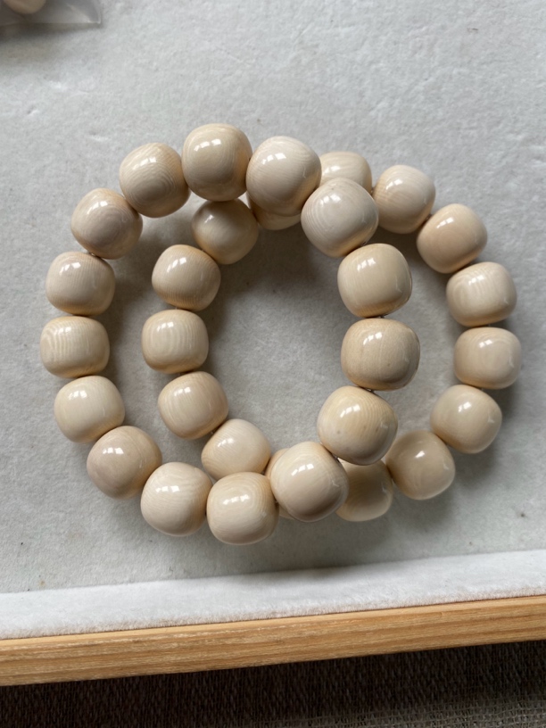 猛犸象牙13/12老型手串有色差