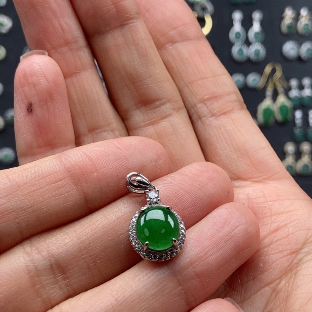 翡翠耳饰银S925镶嵌翡翠首饰