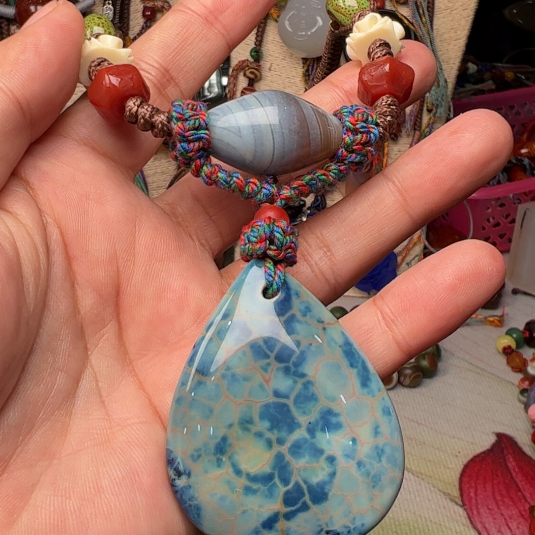 玛瑙/玉髓颈饰未镶嵌