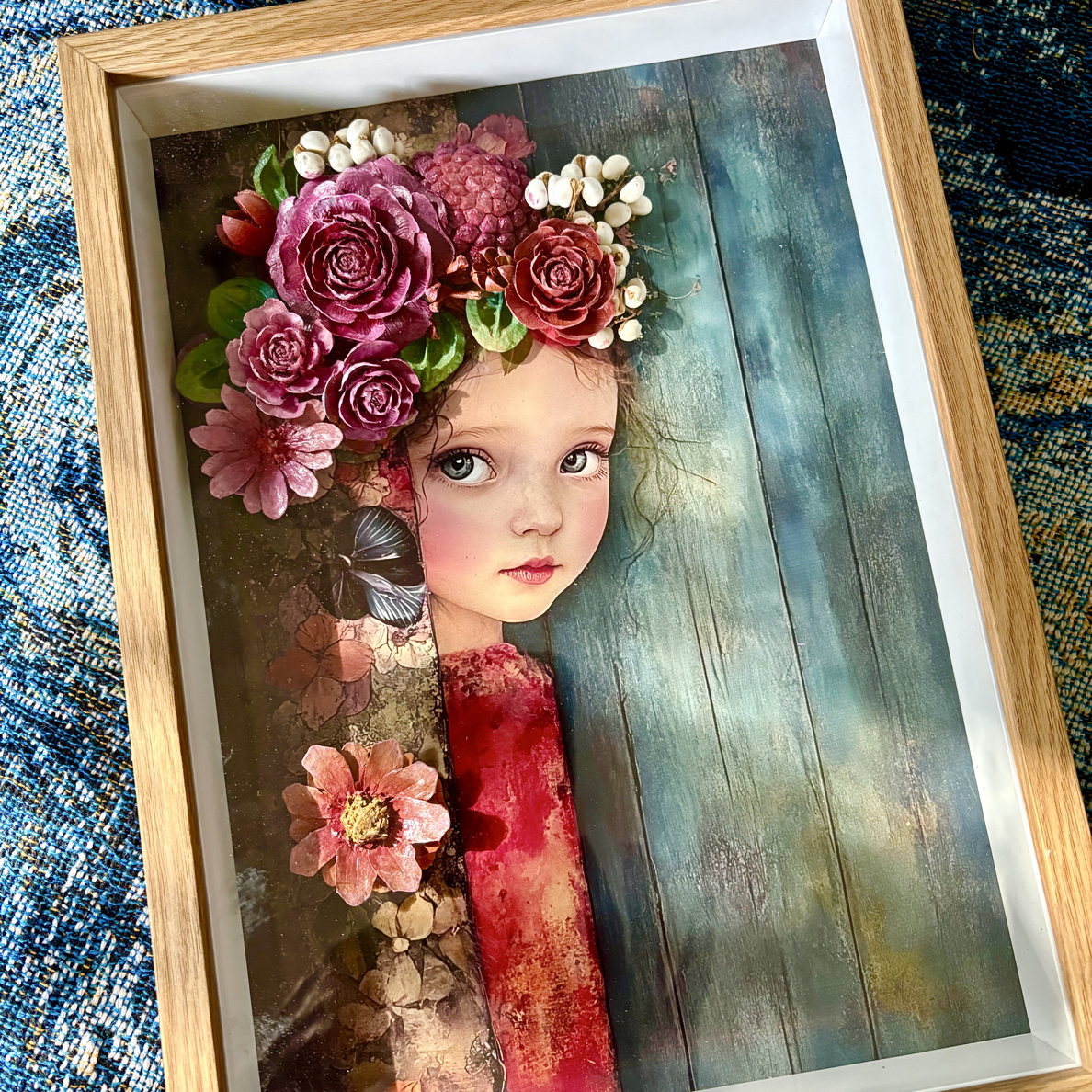 材料包A4包含：未上色的果实+颜料+画框+画笔+图片