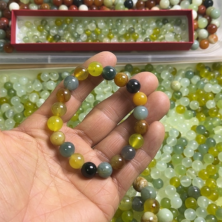 合金蛇纹石玉颈饰