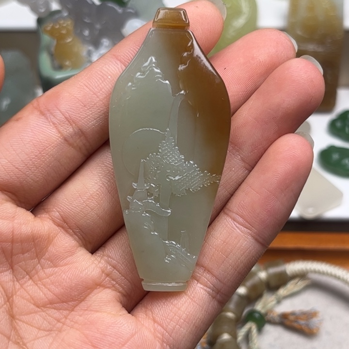 颈饰未镶嵌和田玉