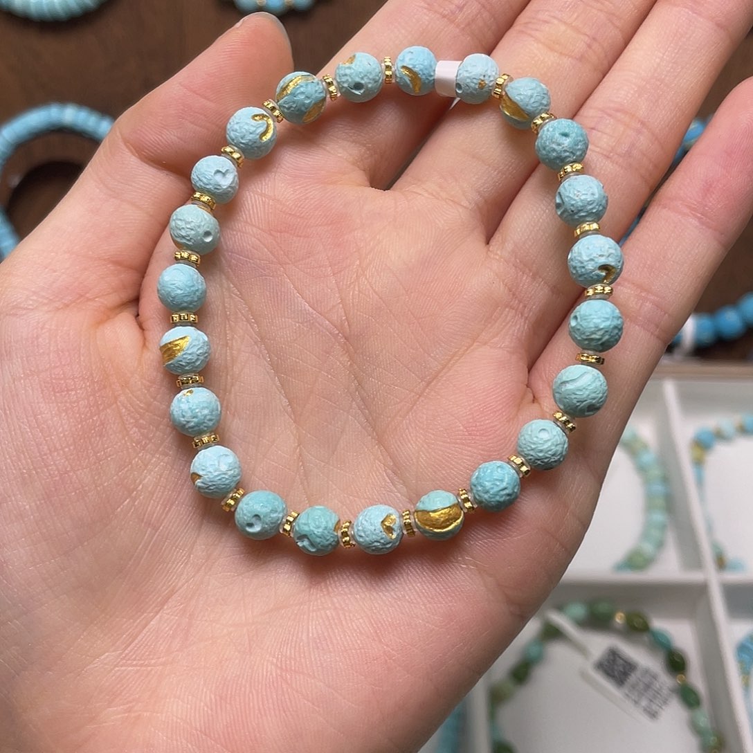 绿松石未镶嵌珠宝奇石