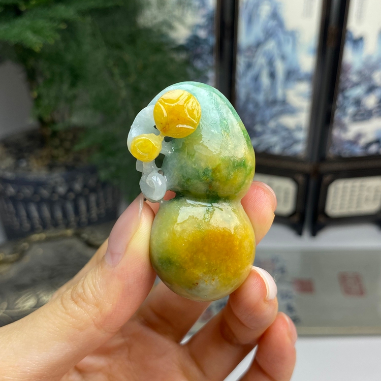 毛货  黄加绿葫芦挂件 天然翡翠A货 