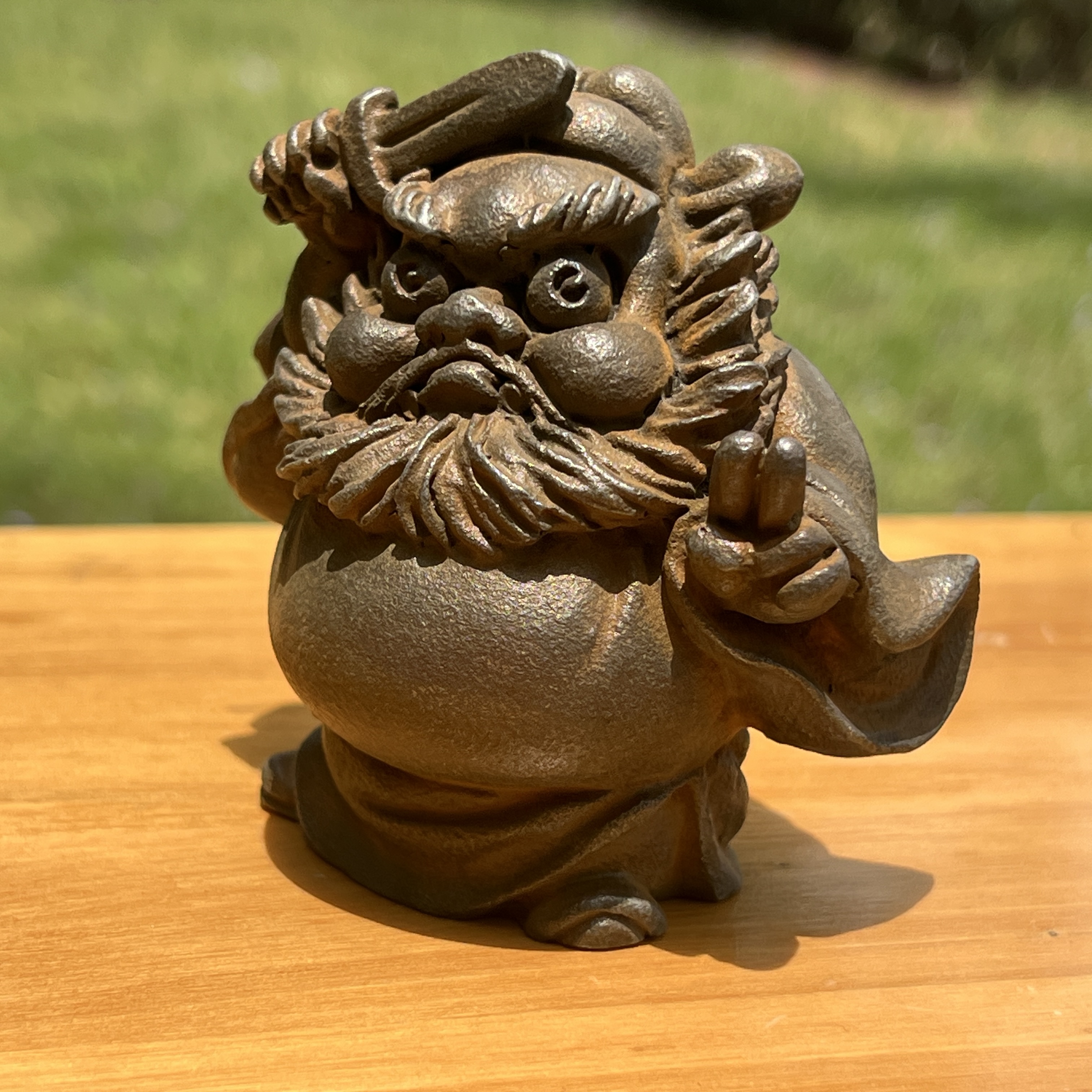 铸铁创意钟馗执剑伏魔人物潮玩摆件小众茶宠自然成色家居装饰工艺