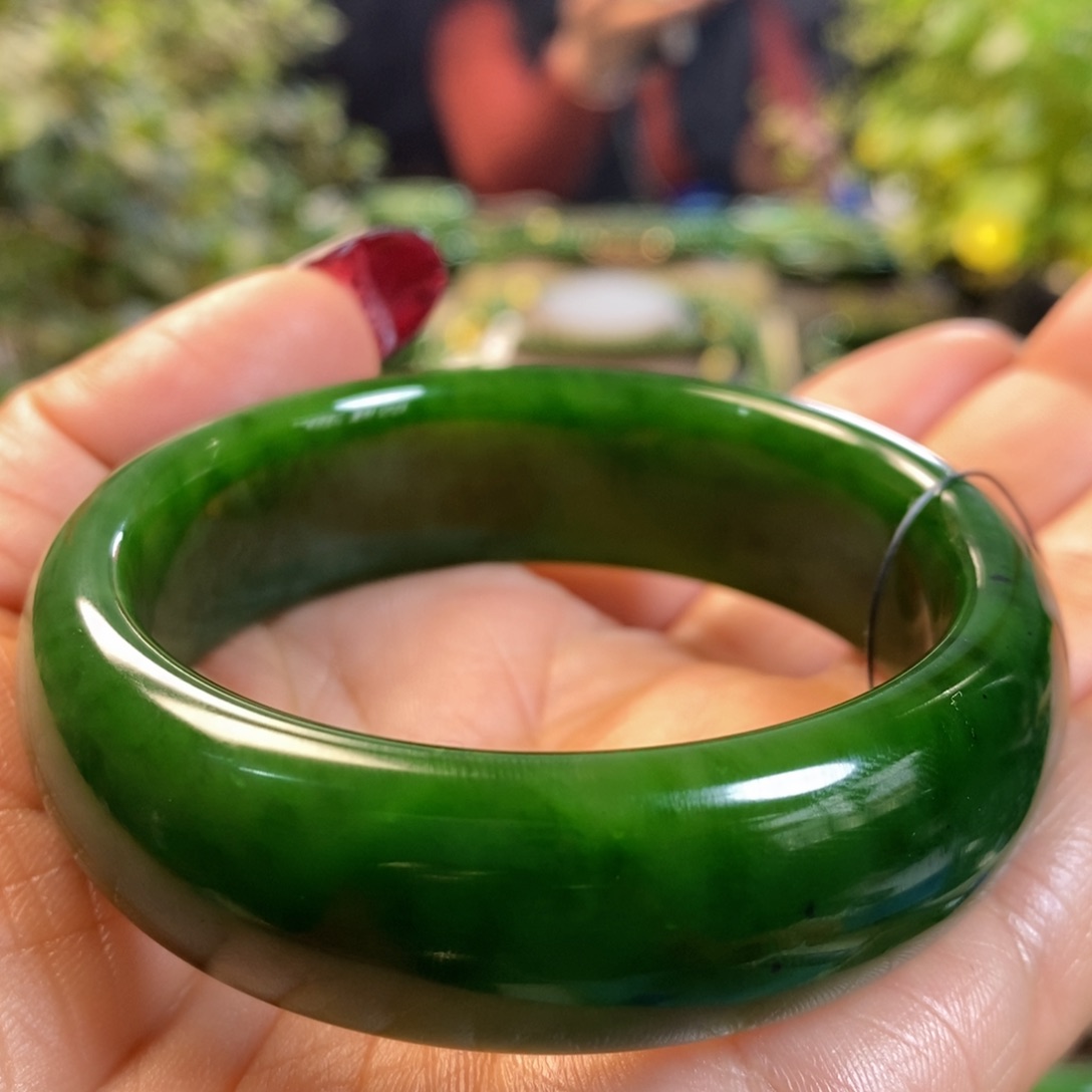 和田玉（碧玉）手镯未镶嵌