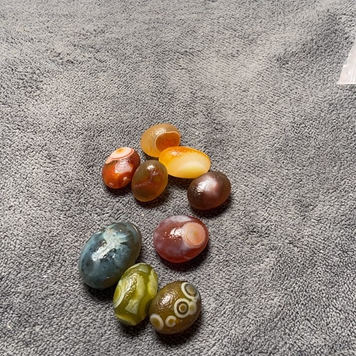 无***肉玛瑙/玉髓未镶嵌珠宝奇石