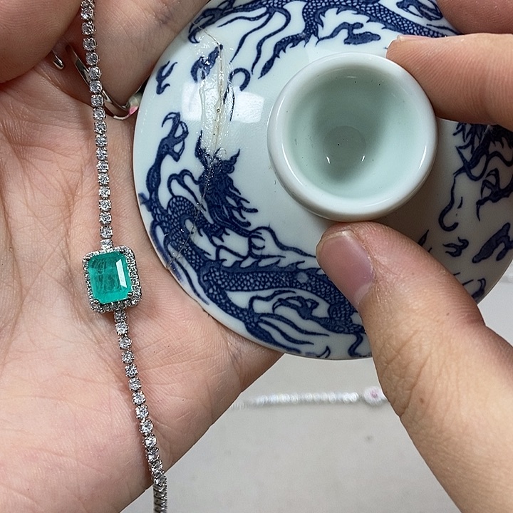 瓷片不会哈哈哈哈哈哈不好