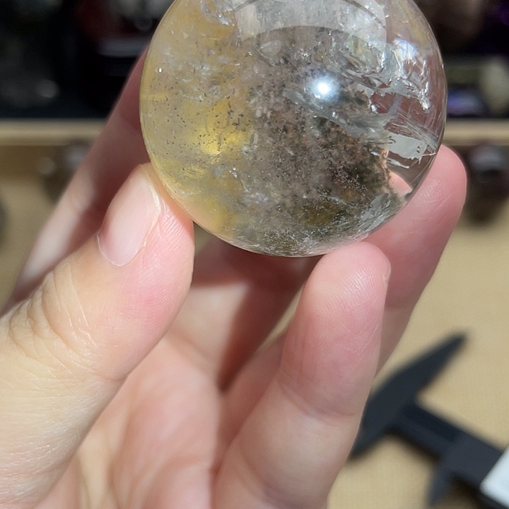 未镶嵌水晶大型摆件（非配饰）