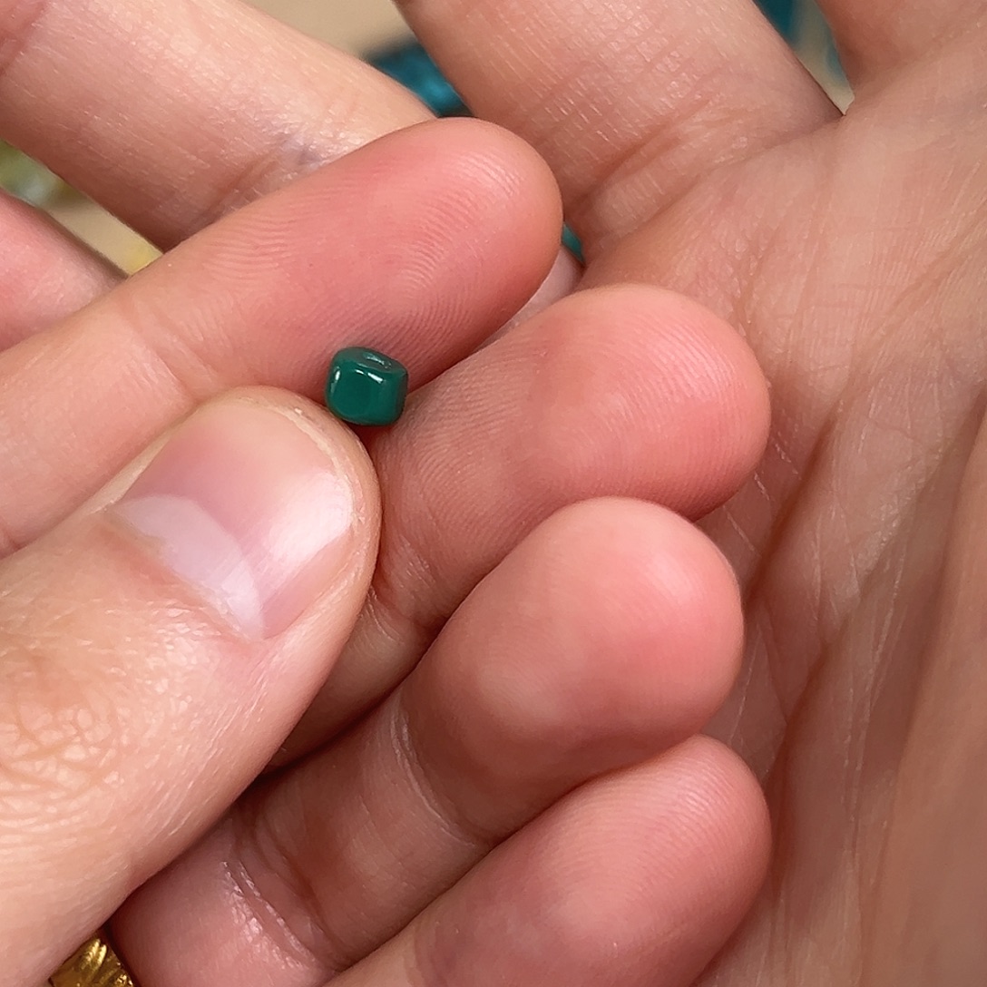 小***菜绿松石未镶嵌配饰