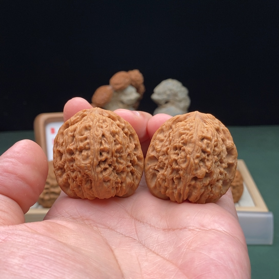 文玩核桃把件40尺全品高炮南将石