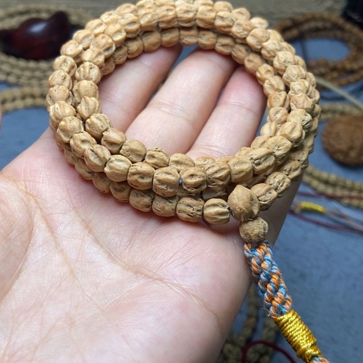 【闪购商品】吊坠柏香籽/百香籽
