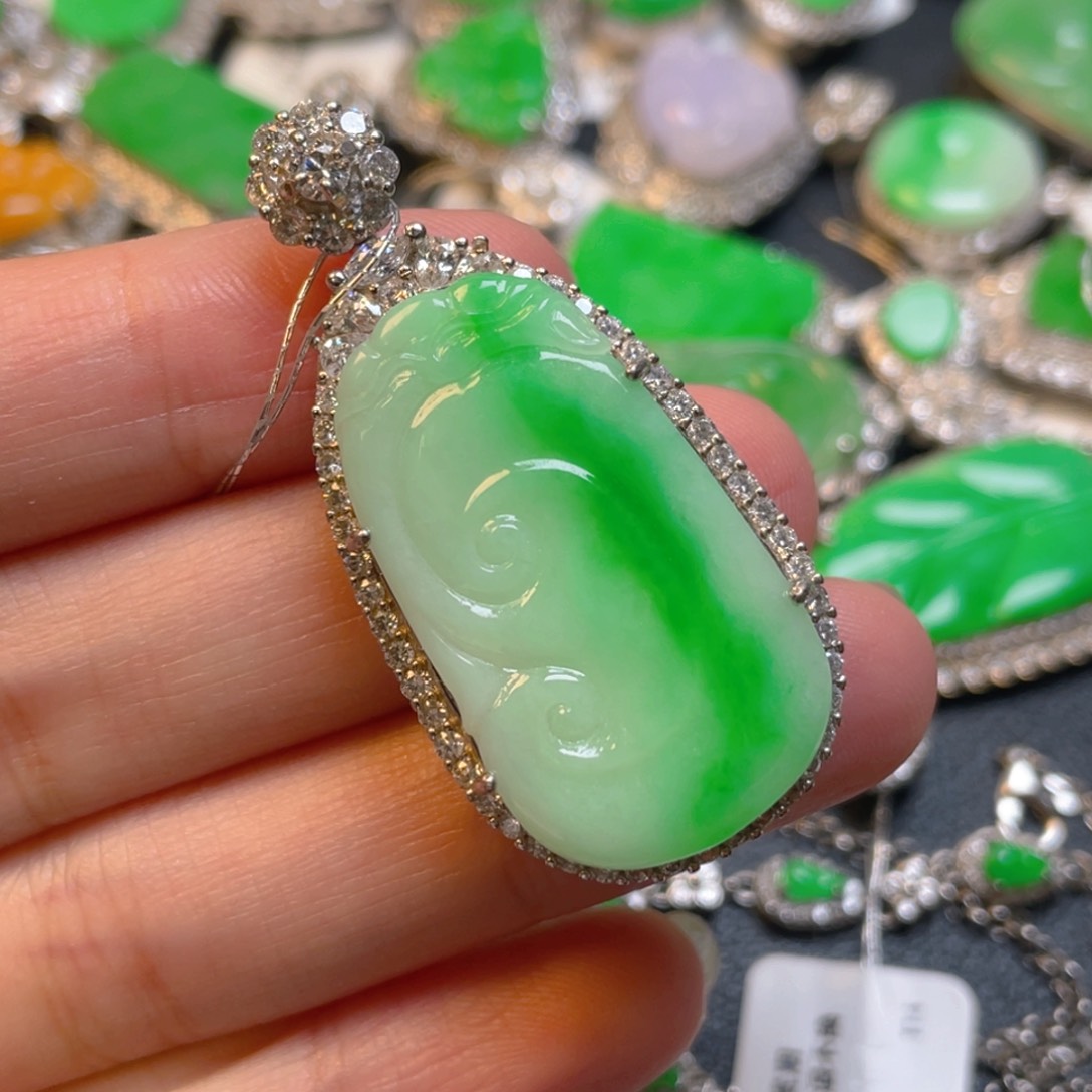 翡翠银S925镶嵌颈饰