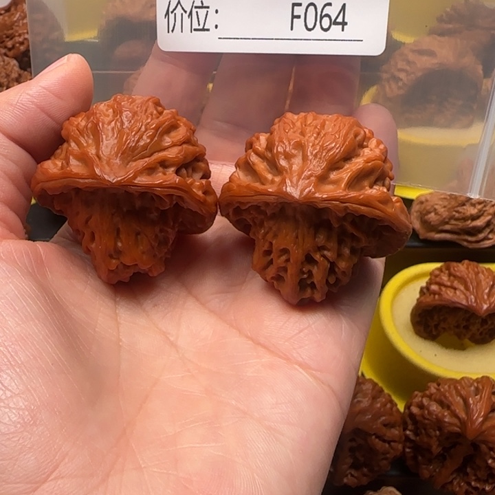 用***风吊坠文玩核桃抱子蛇抱子蛇40