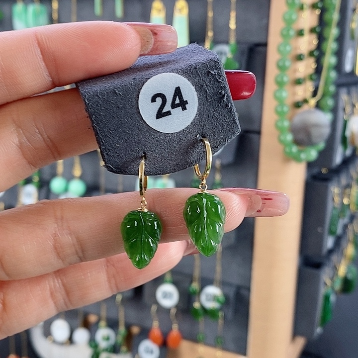 和田玉耳饰18K金镶嵌