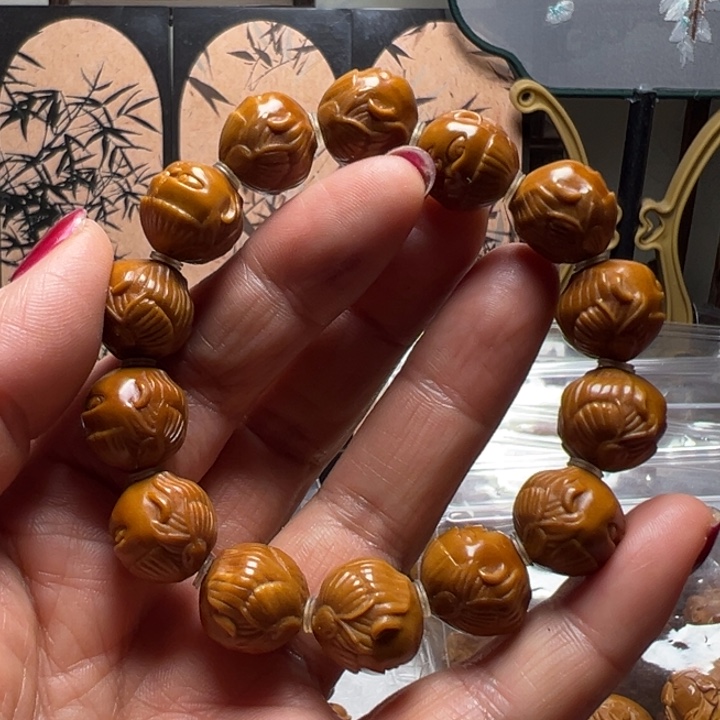 手串/手链橄榄核开****馬哪吒