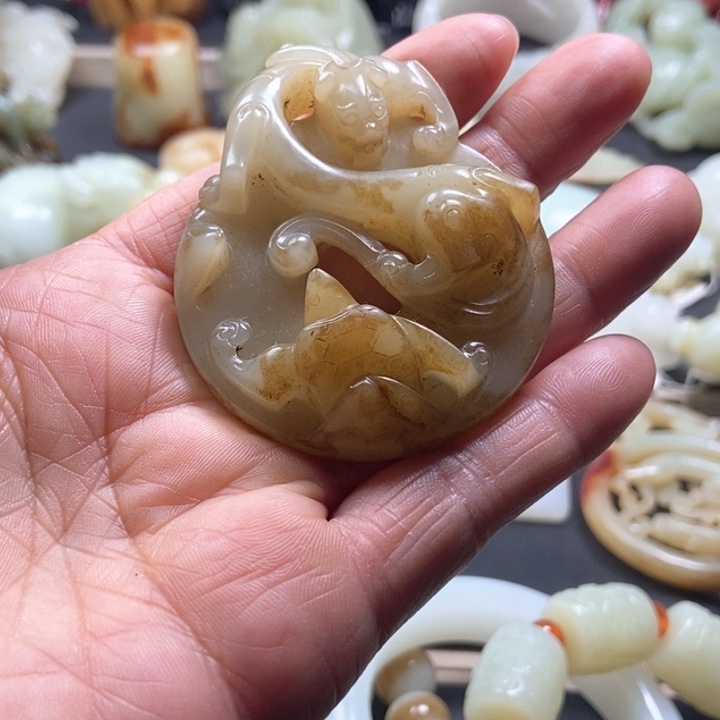 和田玉挂件未镶嵌