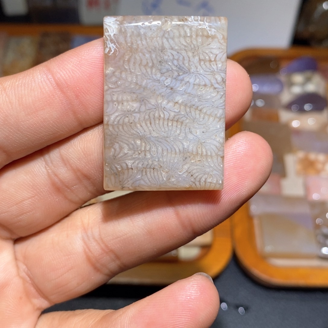 【闪购商品】硅化玉颈饰未镶嵌