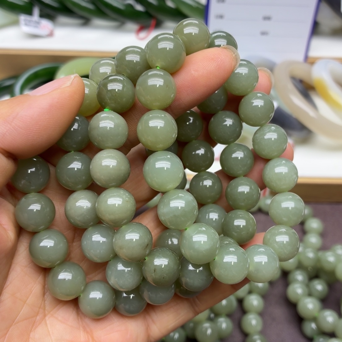 和田玉未镶嵌手链