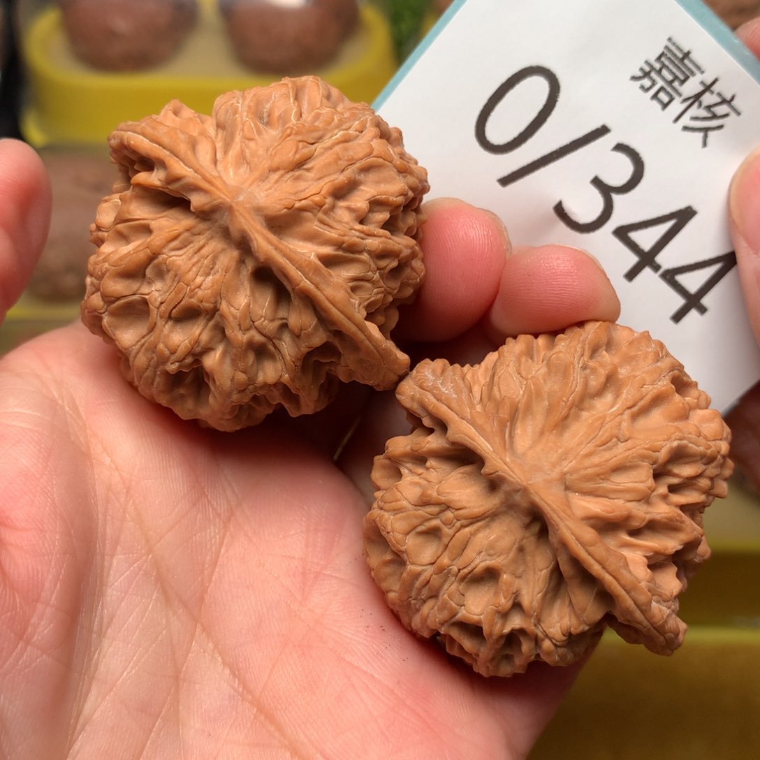 文玩核桃把件肉球苹果42