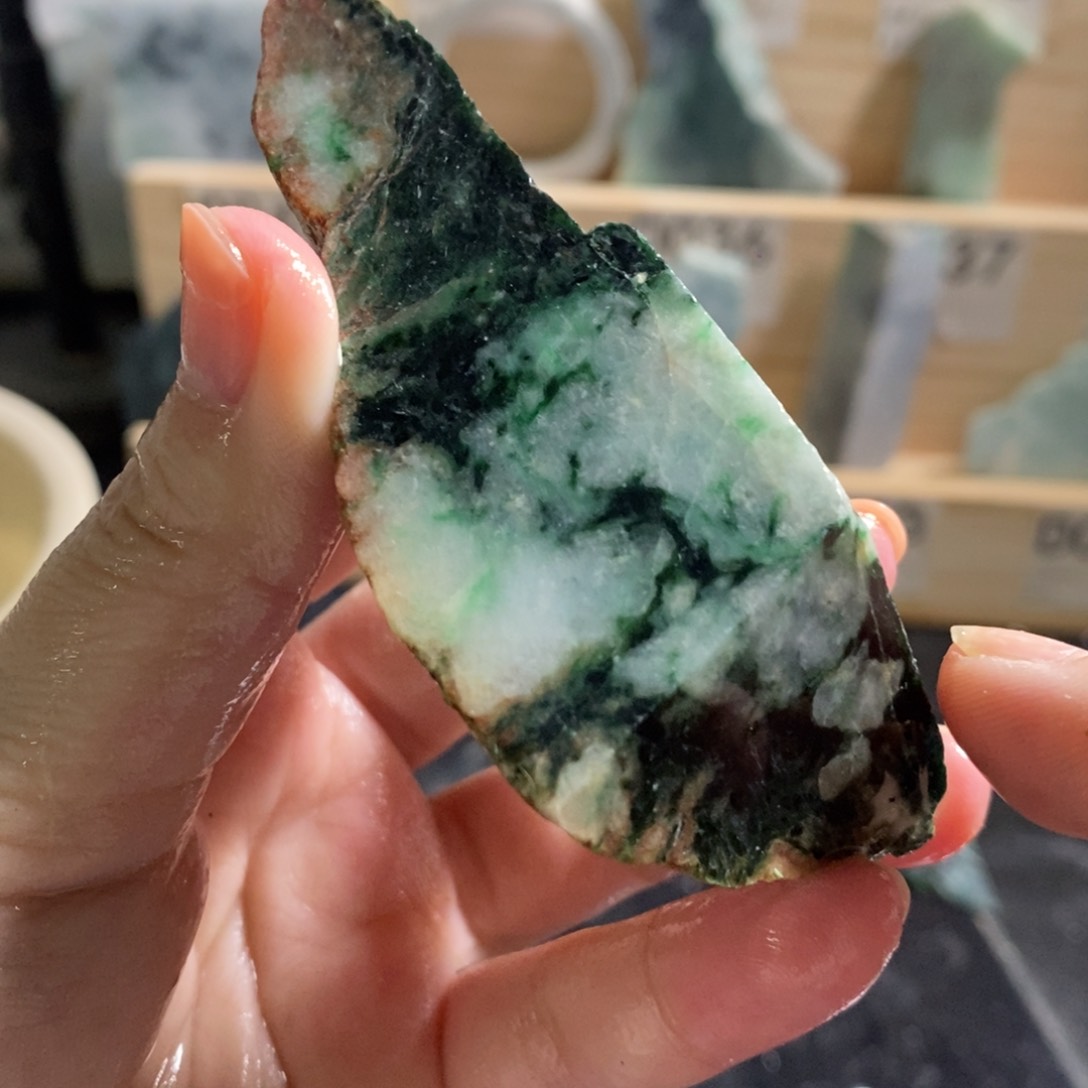 颈饰未镶嵌翡翠天然翡翠