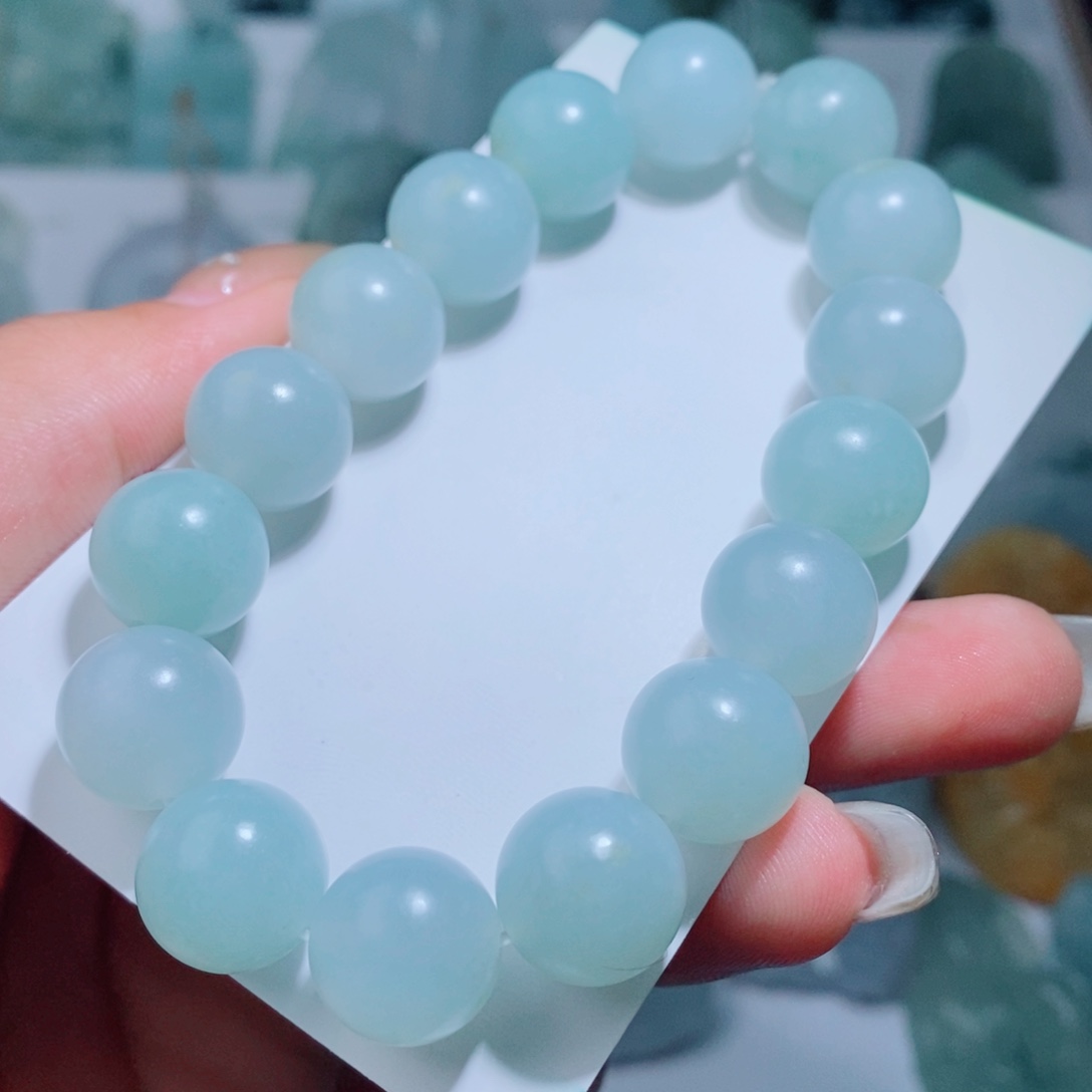 定制翡翠吊坠未镶嵌