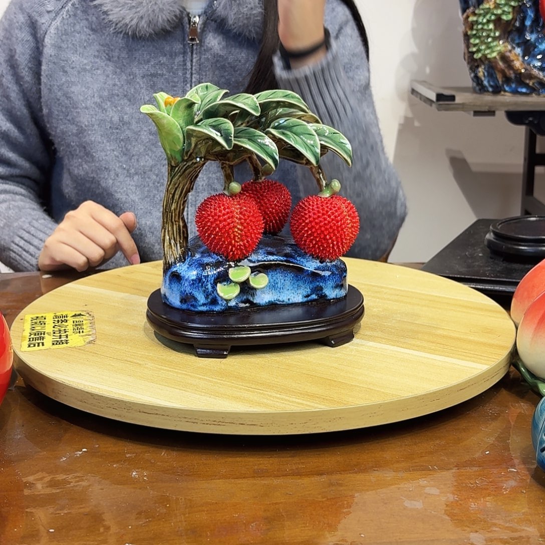 陶瓷三荔枝摆件陶瓷