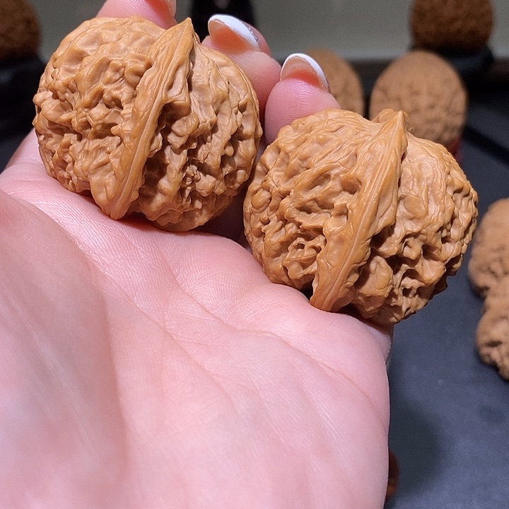 把件文玩核桃老****计41原树野生麒麟枕