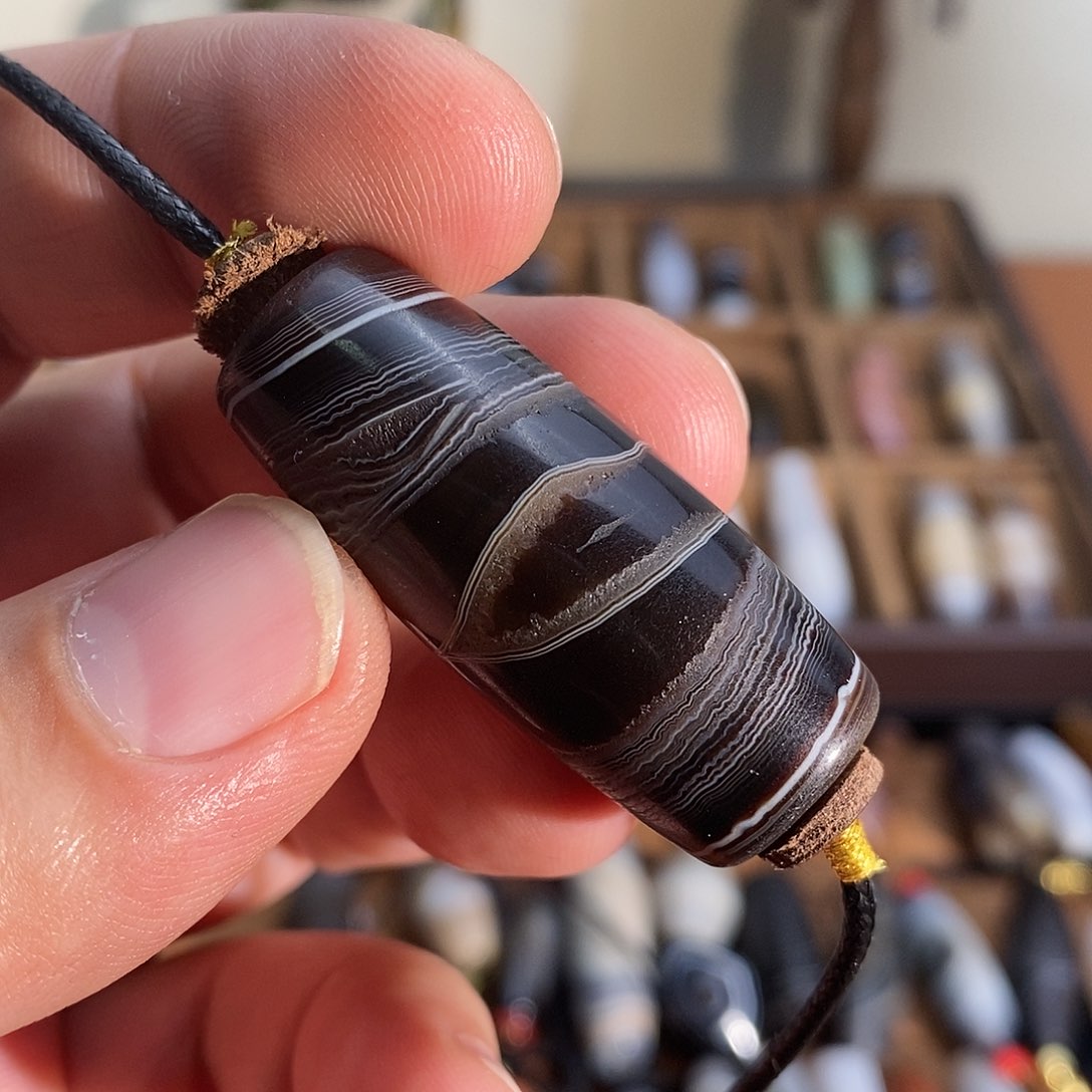 玛瑙/玉髓颈饰合金伐*