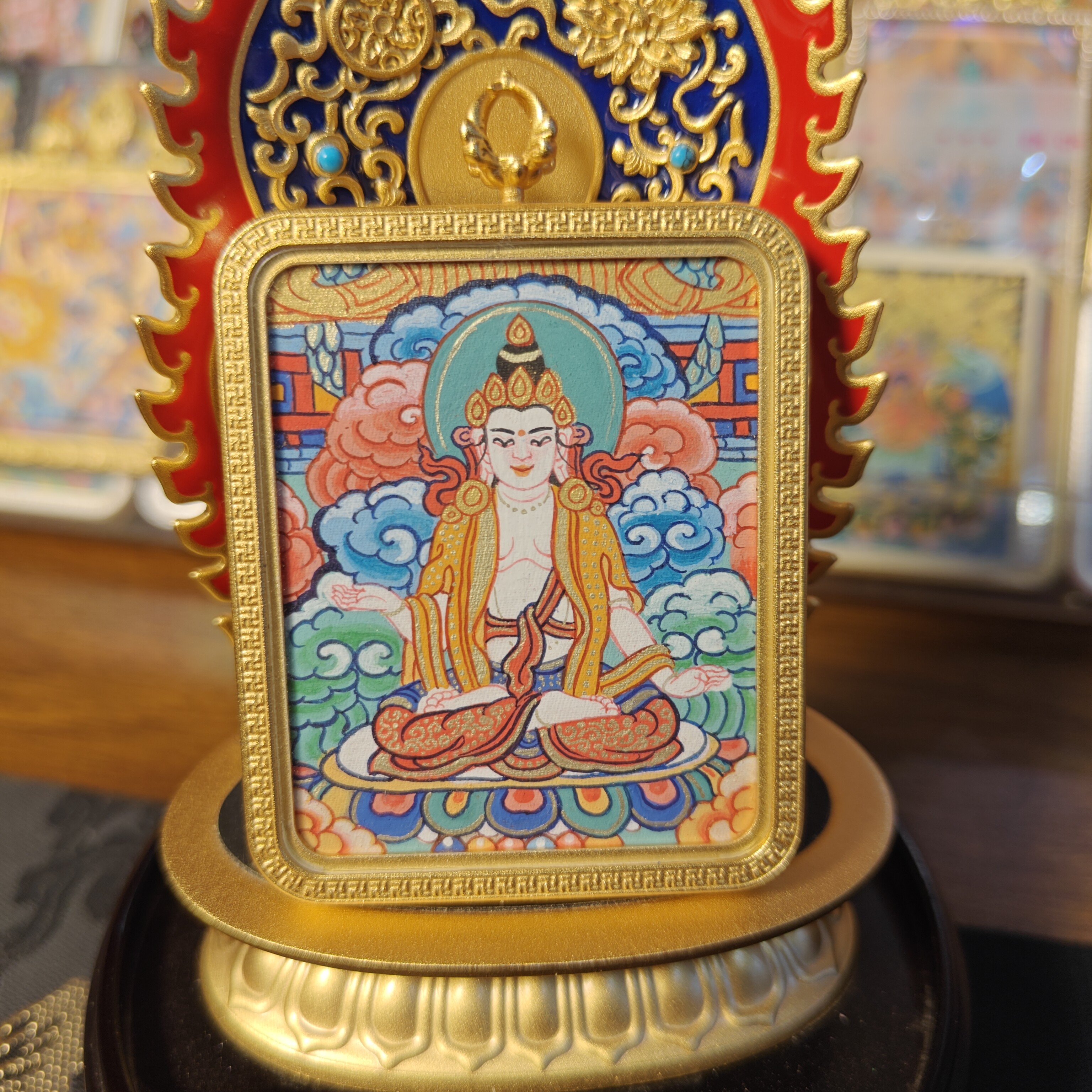 大势至菩萨，色彩鲜艳，纯手绘矿物颜料绘制