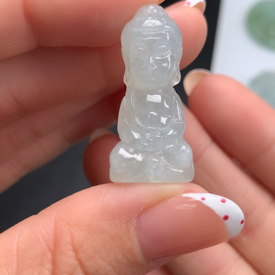 翡翠未镶嵌颈饰宝宝佛