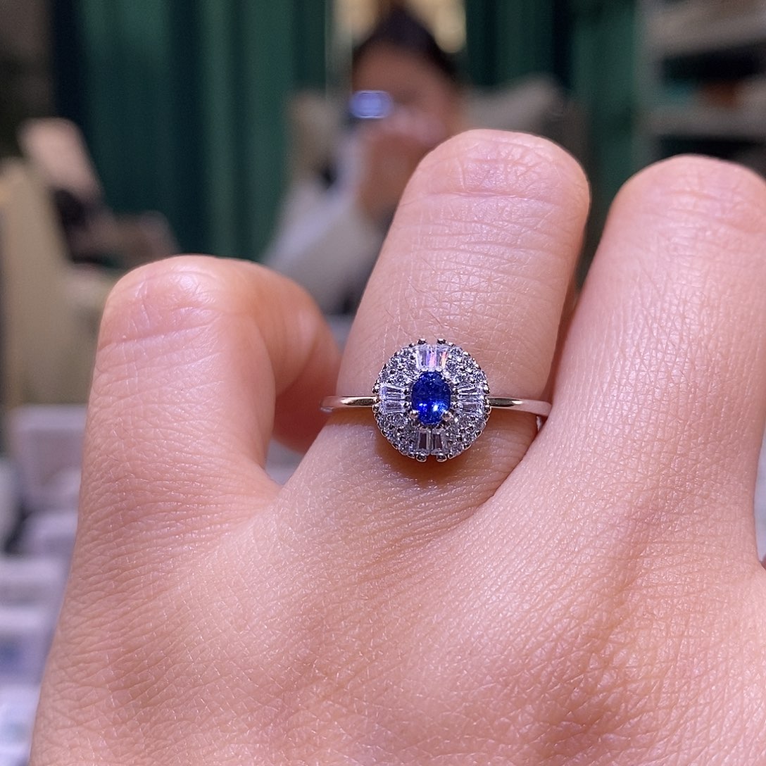 银S925镶嵌蓝宝石戒指天然蓝宝石