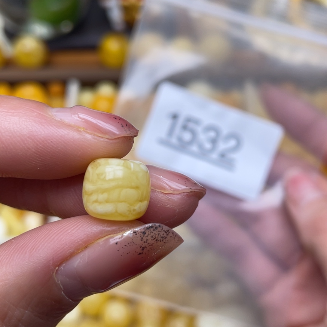 蜜蜡珠宝奇石未镶嵌粉➕皮10.6