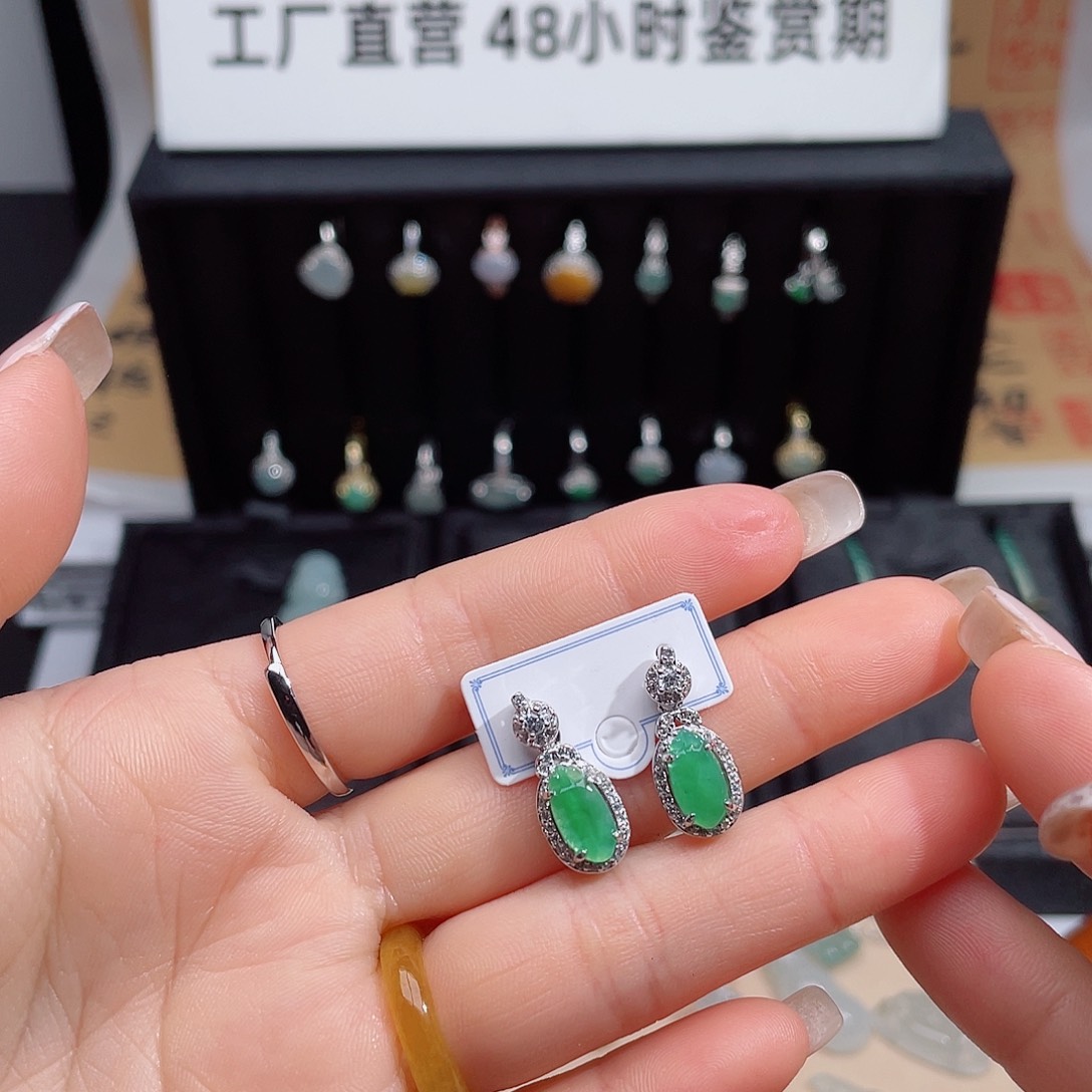 颈饰银S925镶嵌翡翠缅甸天然翡翠a货