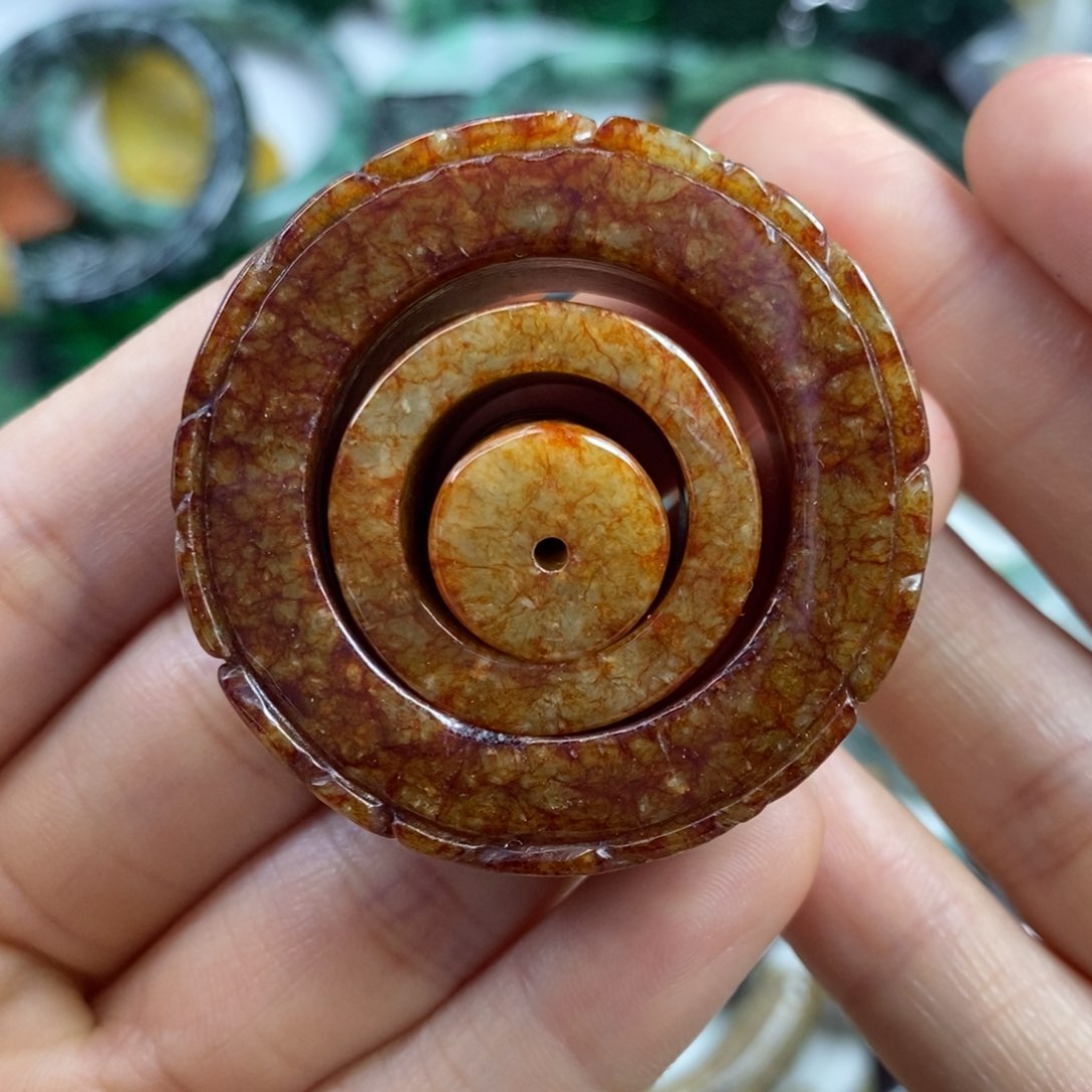 翡翠颈饰未镶嵌吊坠